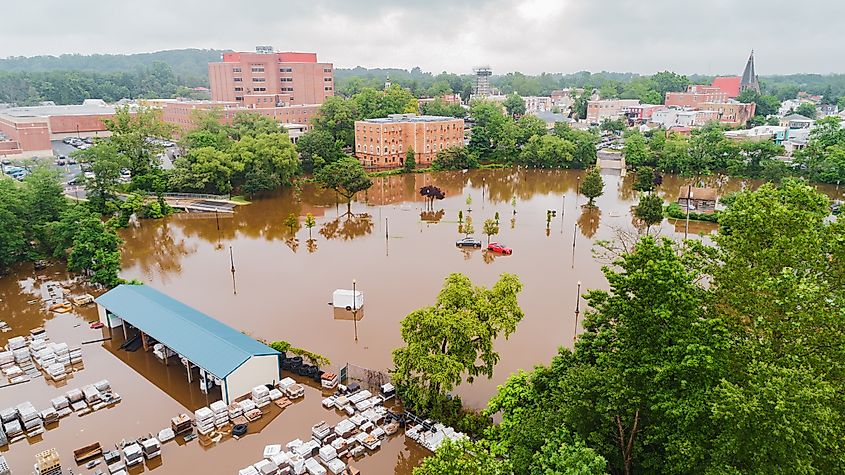 Uncommon flooding in Mount Holly, New Jersey. Via Shutterstock / Tippman98x.