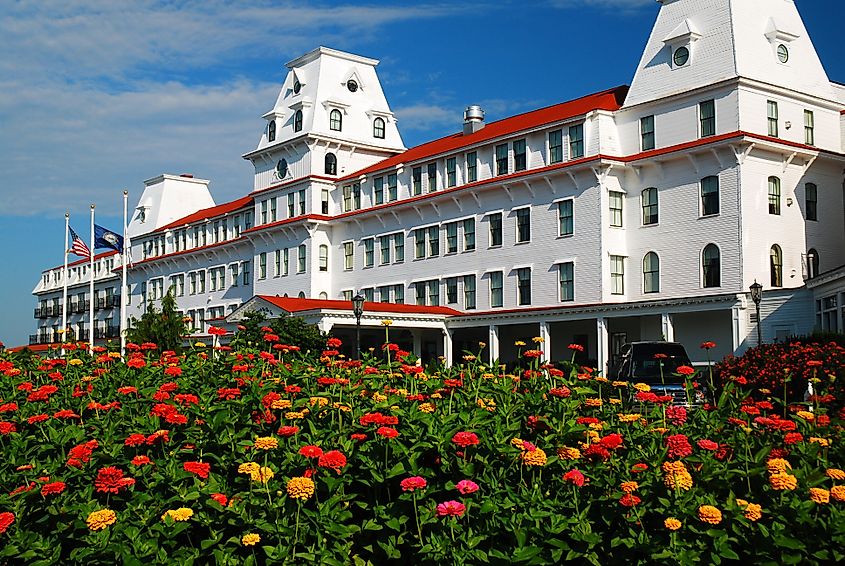 Wentworth by the Sea Hotel, a historic grand hotel in New Castle, New Hampshire. Editorial credit: James Kirkikis / Shutterstock.com.