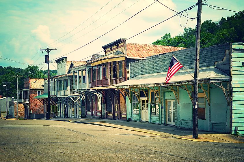 Main Street in Shawnee, Ohio