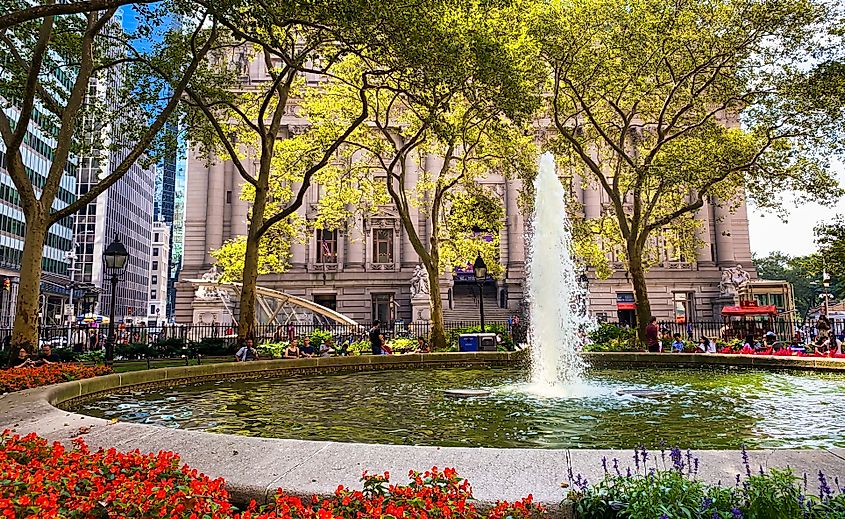 Bowling Green park. Editorial credit: gg5795 / Shutterstock.com