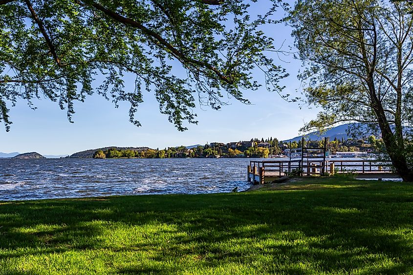 View at the Upper Klamath Lake from Moore City Park in Klamath Falls, Oregon