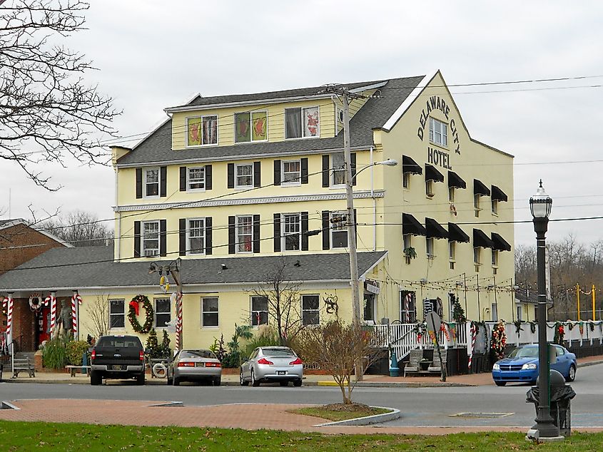  Delaware City Hotel, in the Delaware City Historic District 