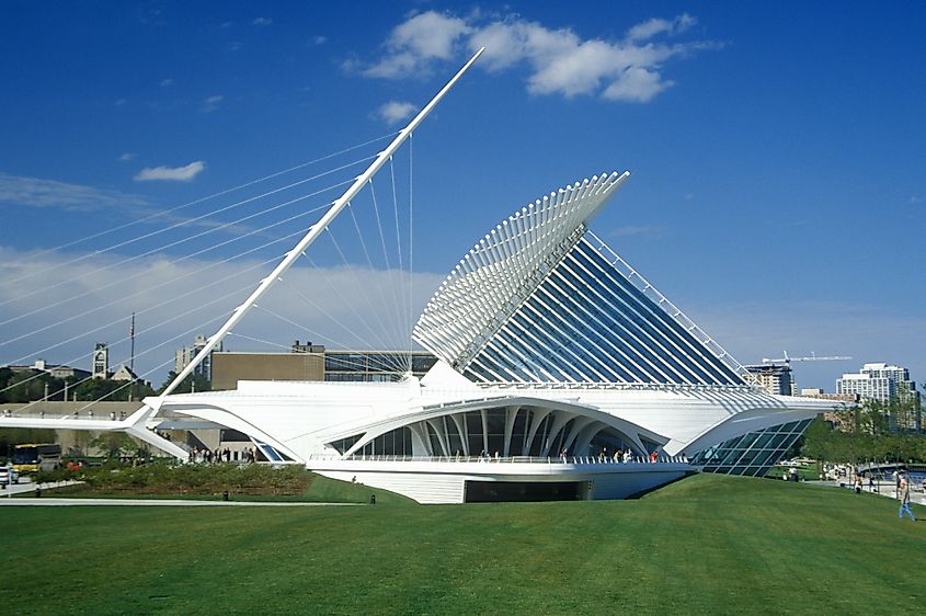 Milwaukee Art Museum on Lake Michigan