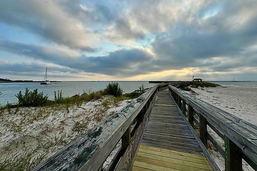 Cape Charles fishing peier Image credit Bryan Dearsley