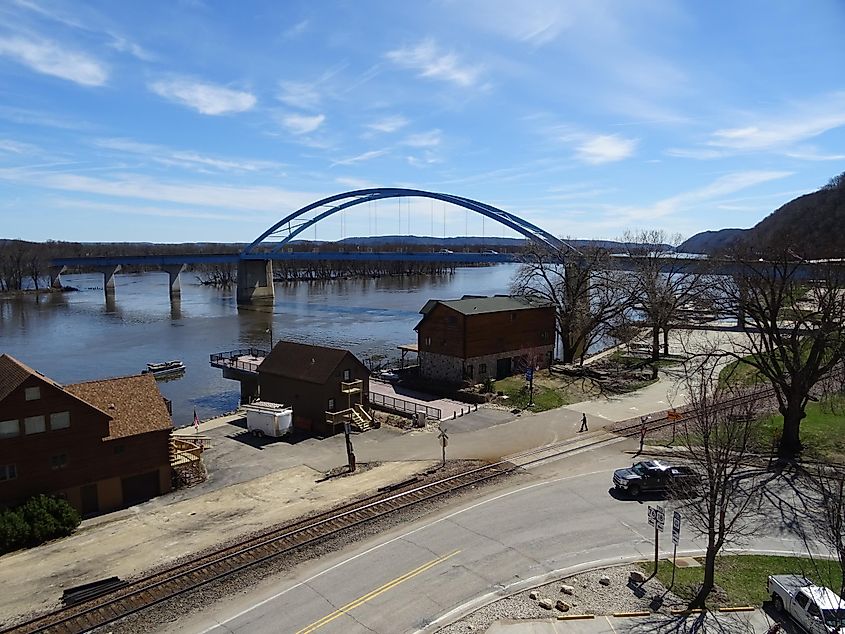 A bridge in Marquette, Iowa across the Mississippi