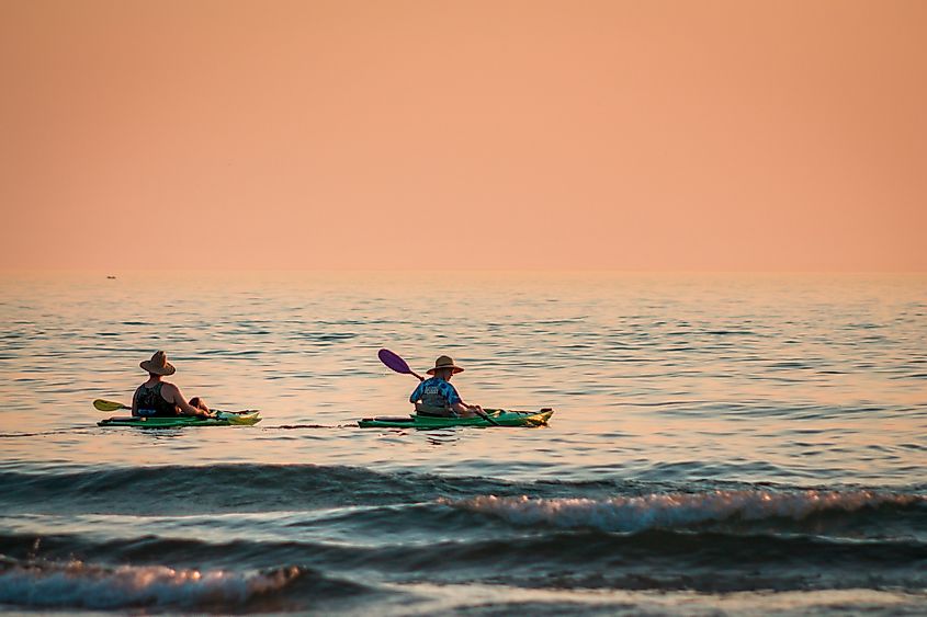 South Haven kayakers