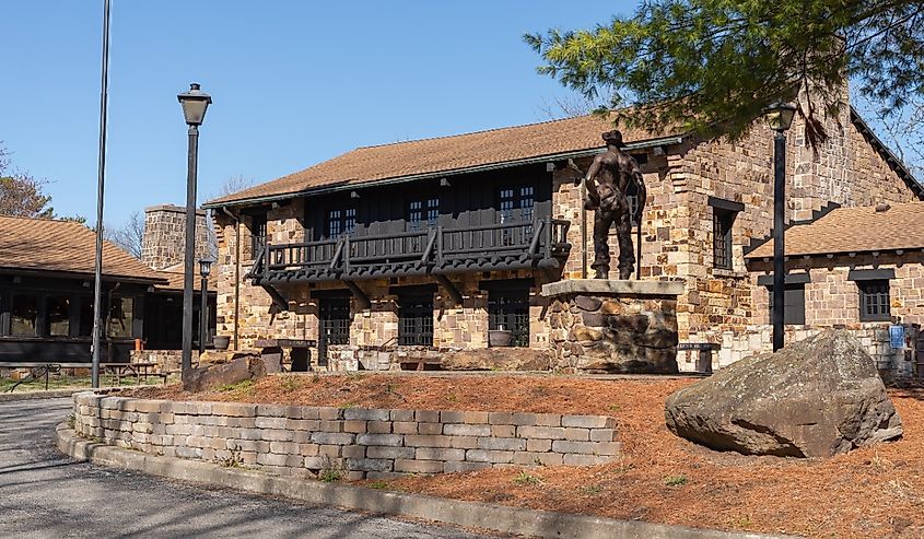 Makanda, Illinois, exterior of the Giant City State Park Lodge, built in the 1930s. Image credit Eddie J. Rodriquez via Shutterstock