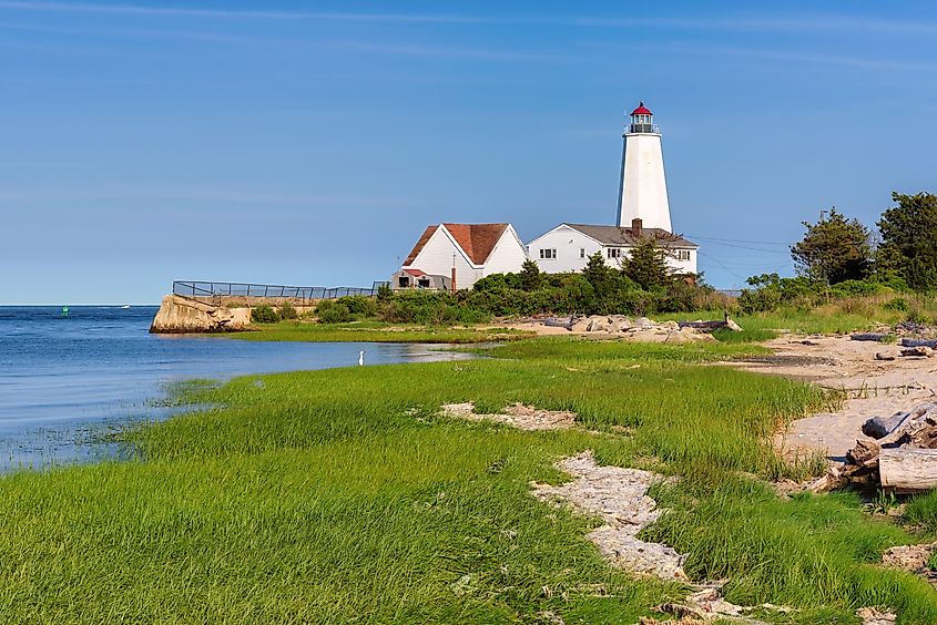 Lynde Point Lighthouse, Old Saybrook, Connecticut, USA.