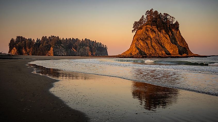 First Beach at sunrise, La Push, Washington, USA.