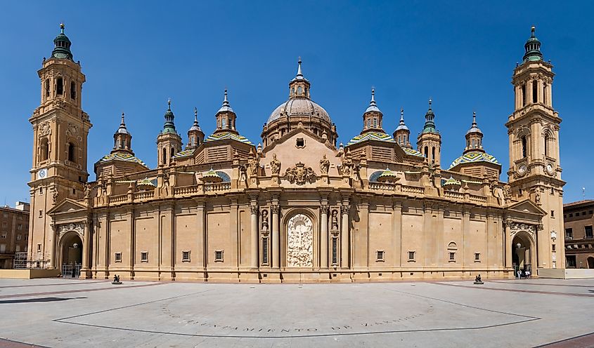 The Cathedral-Basilica of Our Lady of the Pillar in, Basilica, Zaragoza, Spain