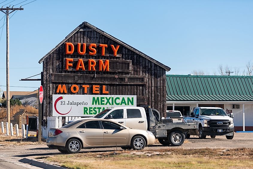  Dusty Farm Motel in St. Francis, Minnesota