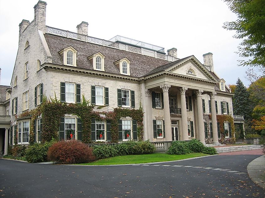 George Eastman house exterior, Rochester, New York. Photo via Wikimedia Commons.