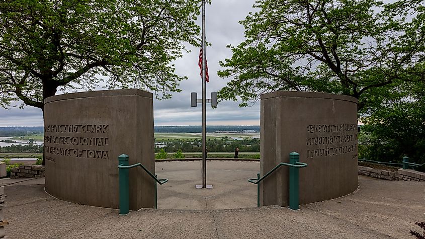 Lewis & Clark Monument and Scenic Outlook, Council Bluffs, Iowa