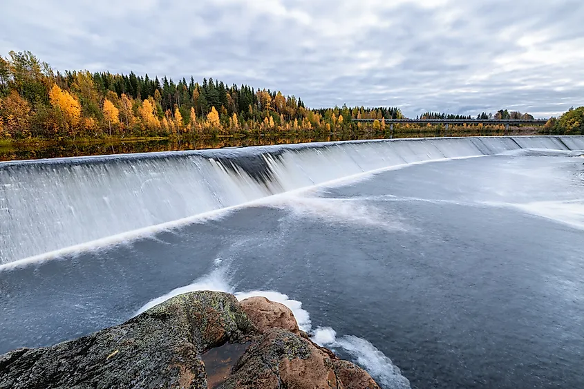 Dam on the Kemi River.