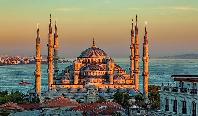 Blue mosque in glorius sunset, Istanbul, Sultanahmet park. The biggest mosque in Istanbul of Sultan Ahmed (Ottoman Empire)