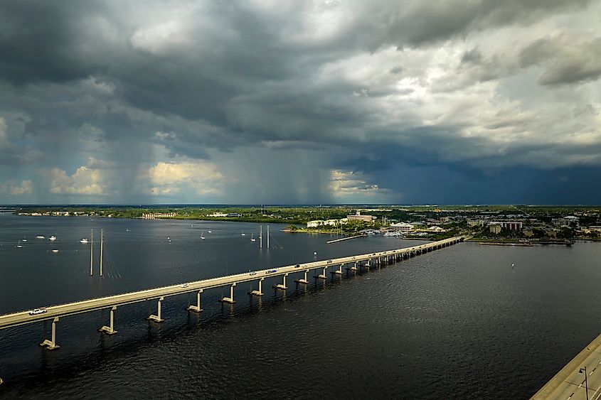 Bad weather conditions for driving during rainy season in Florida