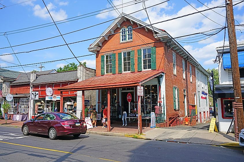 Historic New Hope, Pennsylvania, across the Delaware River from Lambertville, NJ, via 