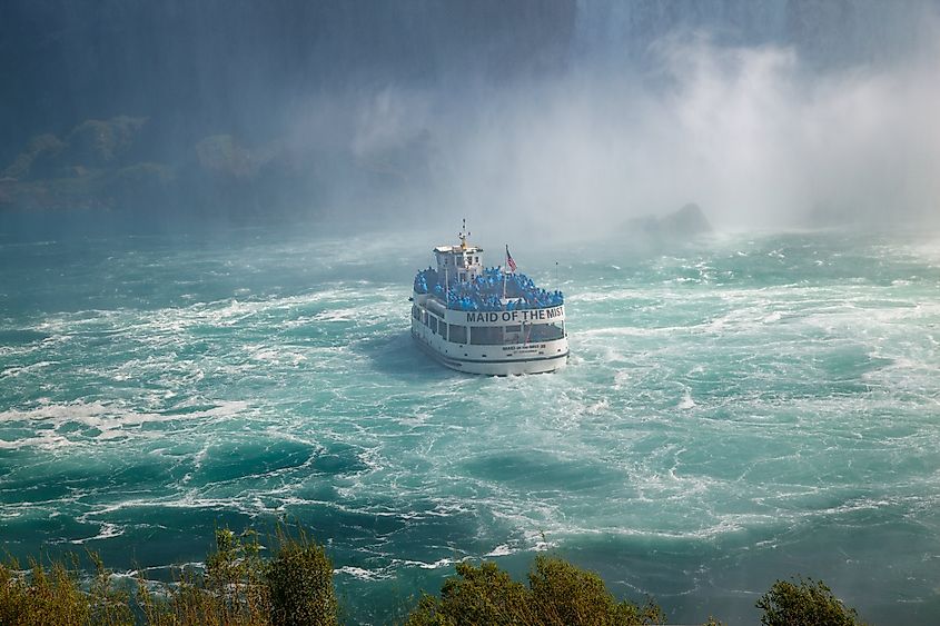 The Maid of the Mist boat tour at Niagara river, Niagara Falls.