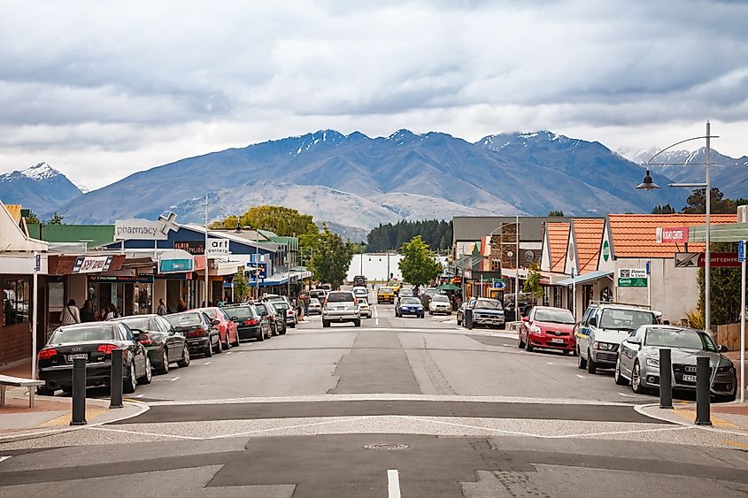 Downtown Wanaka, New Zealand, with a view of the mountains.