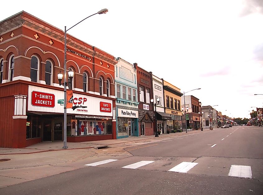 Downtown Columbus, Nebraska. Image credit duckeesue via Shutterstock