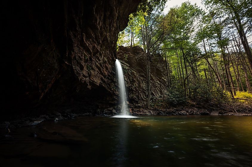 A view of the beautiful Little Stony Falls, Virginia, around rock formations and forest. 