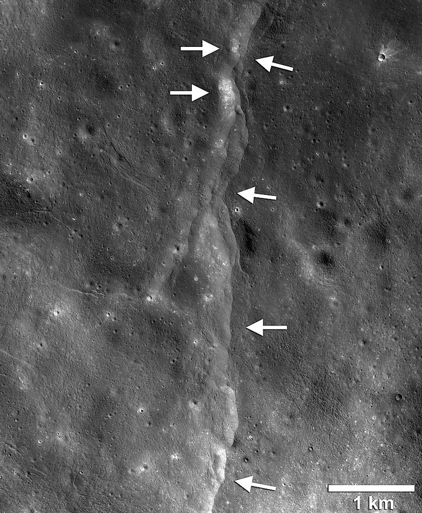 Lunar fault line
