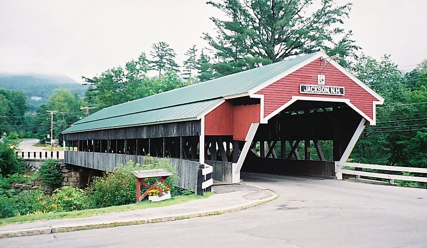 Covered Bridge in Jackson, New Hampshire, USA User:Accurizer 