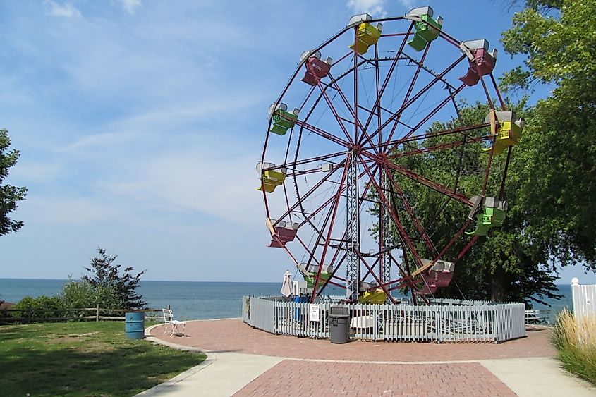 Ferris Wheel Near Lake Erie In Geneva On The Lake Ohio