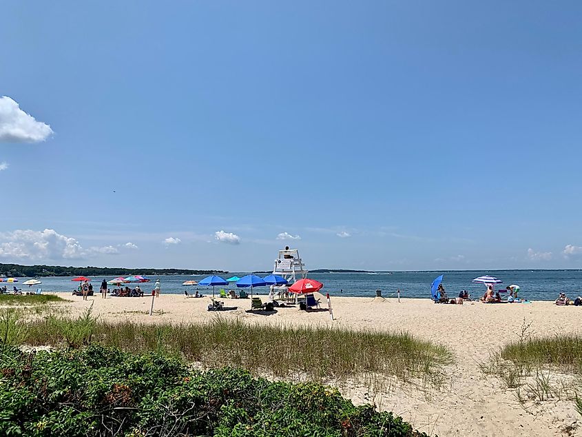 Beach goers on Foster Memorial Beach in Sag Harbor