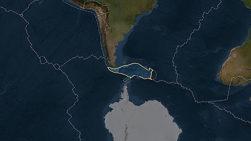 Area of the Scotia tectonic plate marked with a solid yellow line