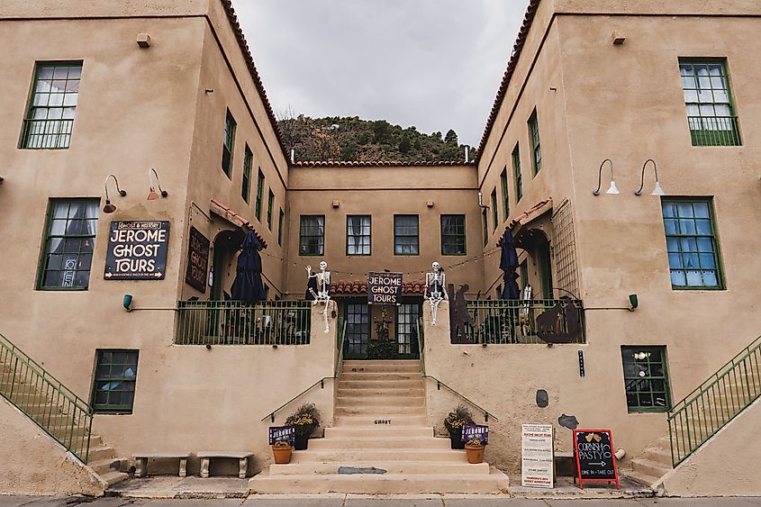 Jerome Ghost Tours company office in Jerome, Arizona. Image credit: Rosemarie Mosteller / Shutterstock.com.