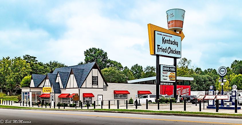 Harland Sanders Cafe and Museum located in Corbin, Kentucky. Image credit: Bill McMannis, CC BY 2.0, https://commons.wikimedia.org/w/index.php?curid=177362783