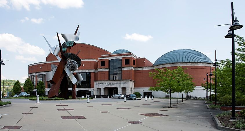 Clay Center for the Arts & Sciences