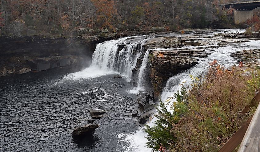 Little River Falls in Fort Payne, Alabama