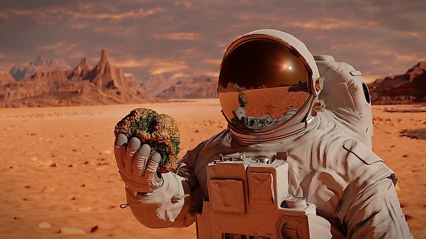Вымышленное изображение астронавта на планете Марс
