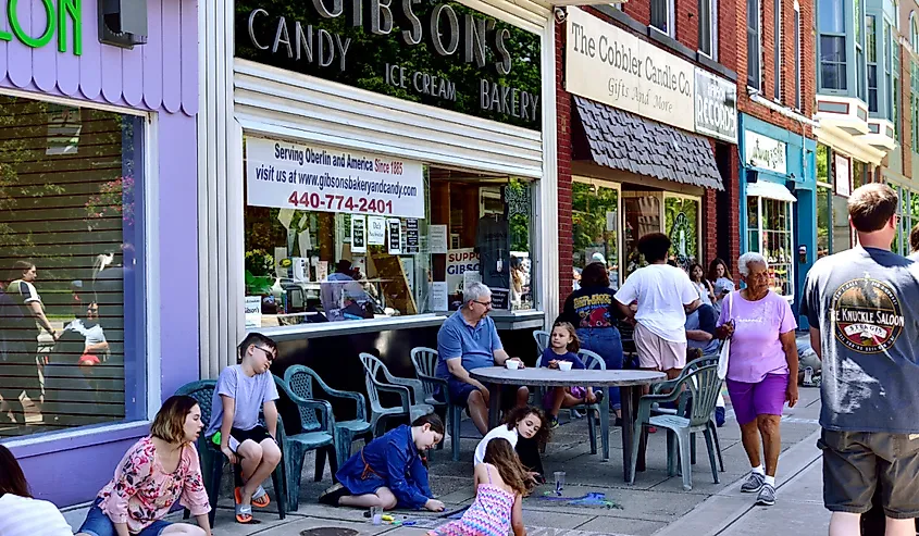 Street view in Oberlin, Ohio