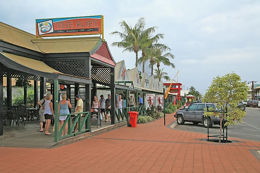 Street view of Broome, Western Australia. By W. Bulach, CC BY-SA 4.0, Wikimedia Commons.