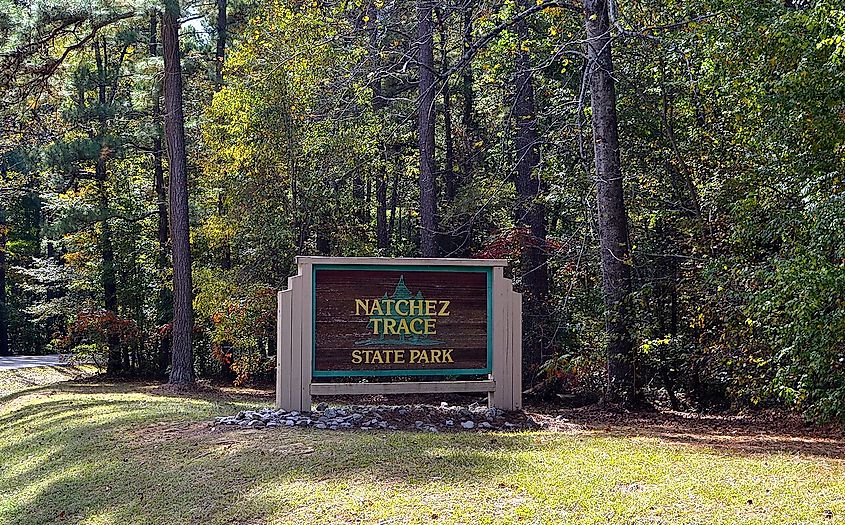 The entrance sign for Natchez Trace State Park in Tennessee.