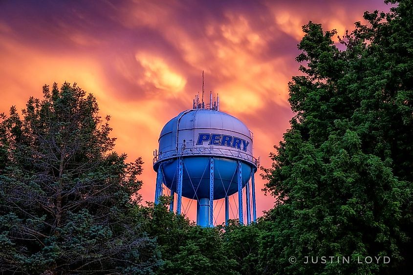 Gorgeous sunset in Perry, Iowa