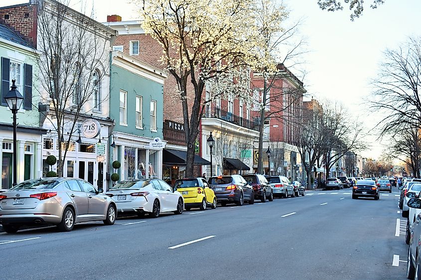 Street in old town Fredericksburg, a historic pre-civil war town in Virginia, via Polina LVT / Shutterstock.com