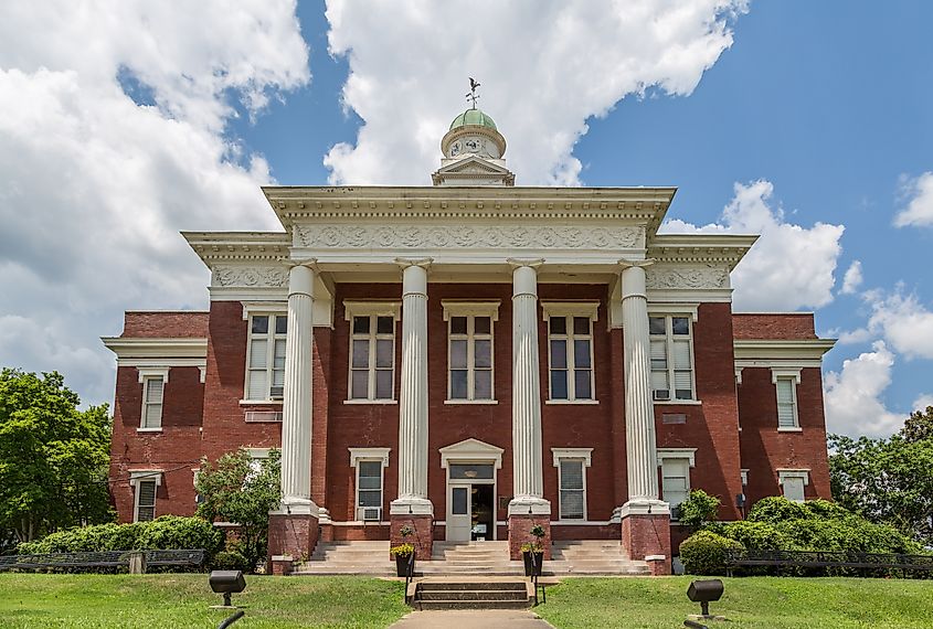 The county courthouse in Kosciusko, Mississippi.