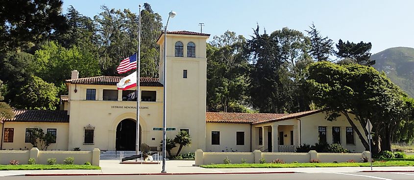 Veterans Memorial Building. Photo: Annette Teng via Wikimedia Commons