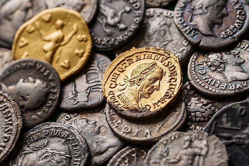 A treasure of Roman gold and silver coins. AD 249-251.