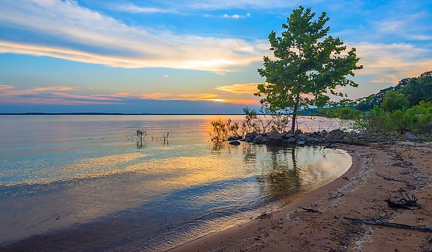 Sunset along Lake Eufaula, Oklahoma.