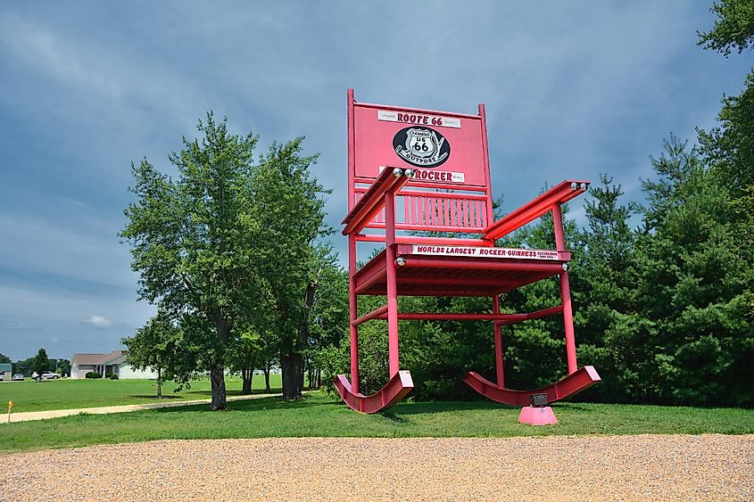 The giant Rocking Chair of the Fanning outpost general store on the Route 66.