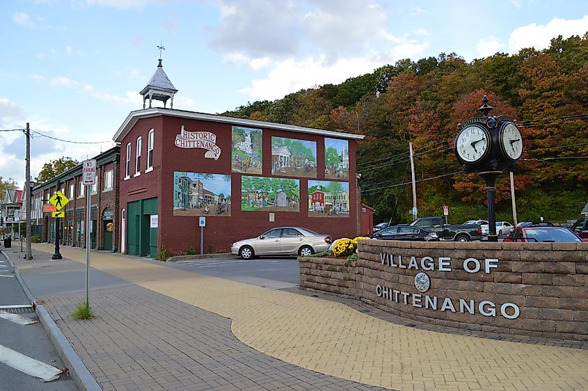 Sidewalk in Chittenango, New York. By Idawriter, CC BY-SA 3.0, Wikimedia Commons