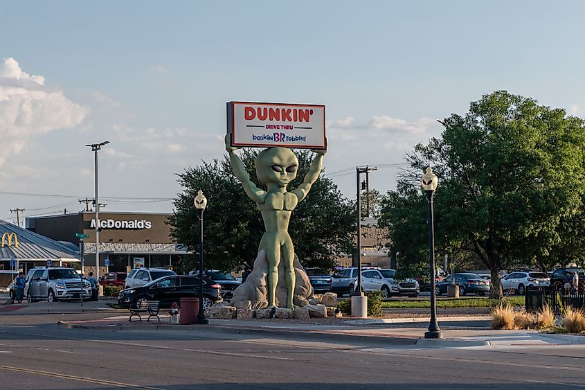 Roswell, New Mexico: Iconic city vista in summer at sunset