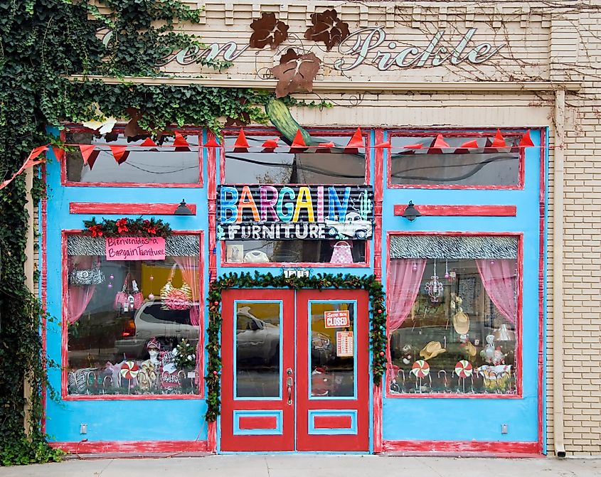 Bright Storefront for Bargin Furniture in Dublin, Texas, via xradiophotog / Shutterstock.com