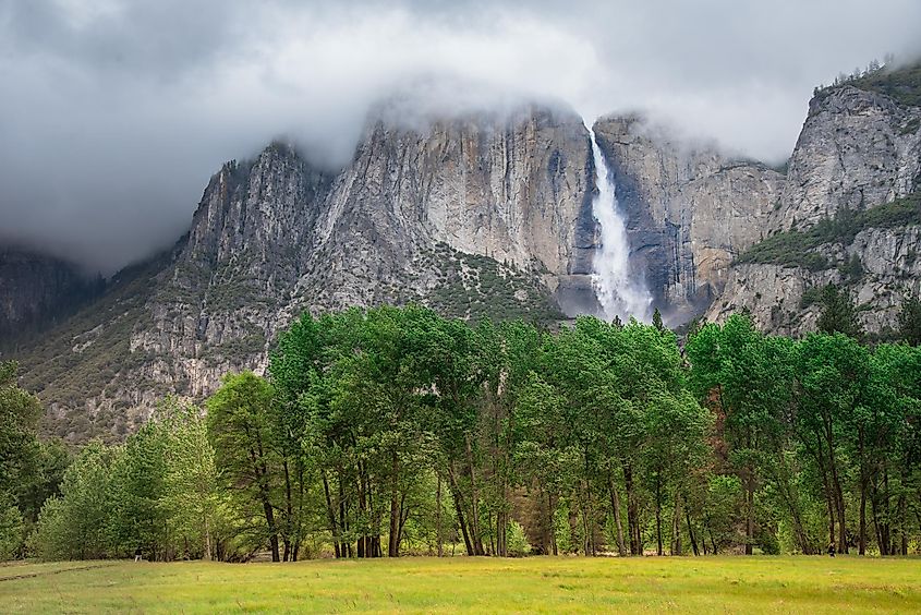 Bridalveil Falls Yosemite