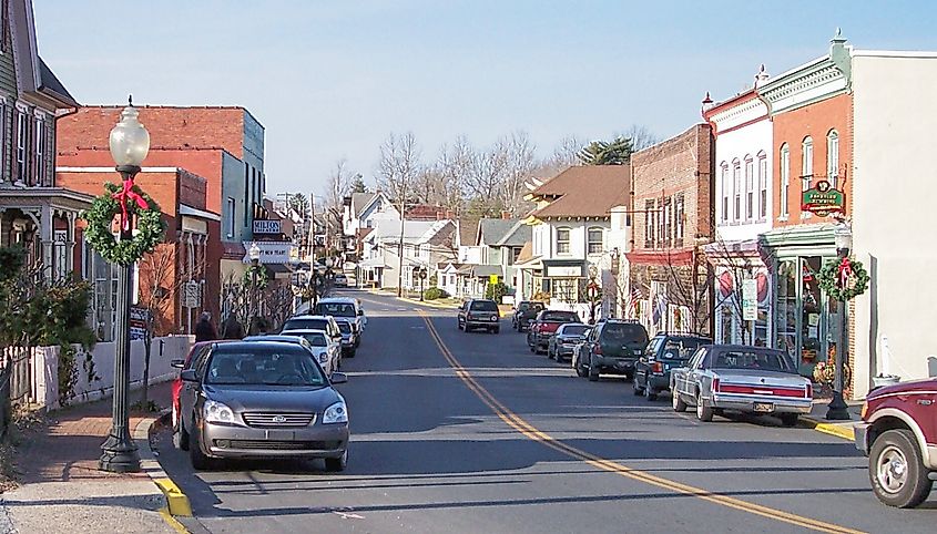 Union Street (Delaware Route 5) in Milton, DE.